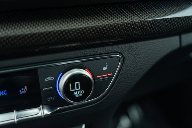 Used 2024 Audi SQ5 Premium Plus image 33