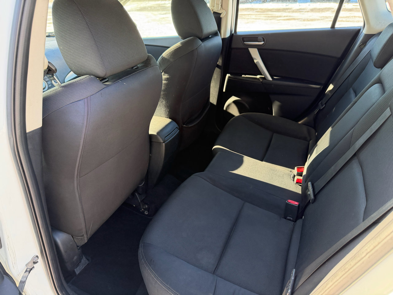 Used 2010 MAZDA MAZDA3 s Sport image 13