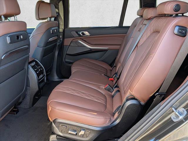 New 2026 BMW X7 M60i image 17