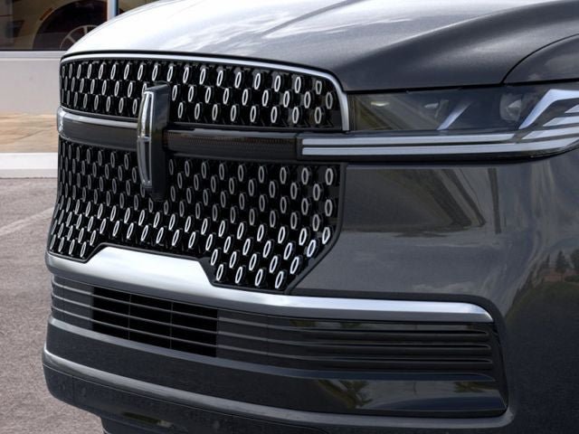 New 2025 Lincoln Navigator L Reserve AWD/4WD image 17