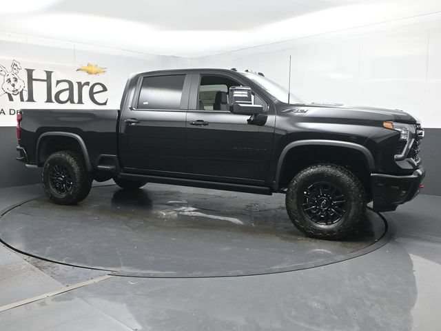 New 2026 Chevrolet Silverado 2500 ZR2 w/ LPO, Dark Essentials Package AWD/4WD image 1
