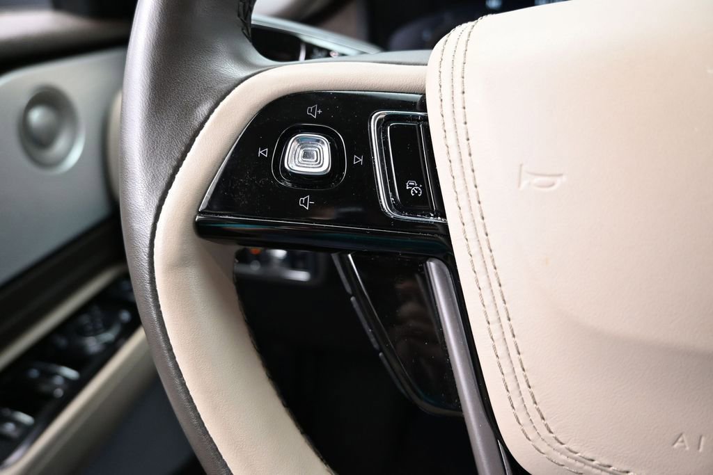 Used 2024 Lincoln Aviator Reserve w/ Equipment Group 201A AWD/4WD image 38