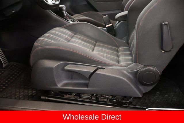 Used 2012 Volkswagen Golf 2-Door image 17