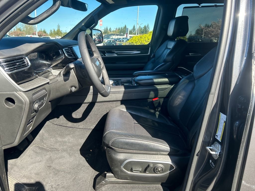 Used 2022 Jeep Wagoneer Series III w/ Convenience Group I image 6