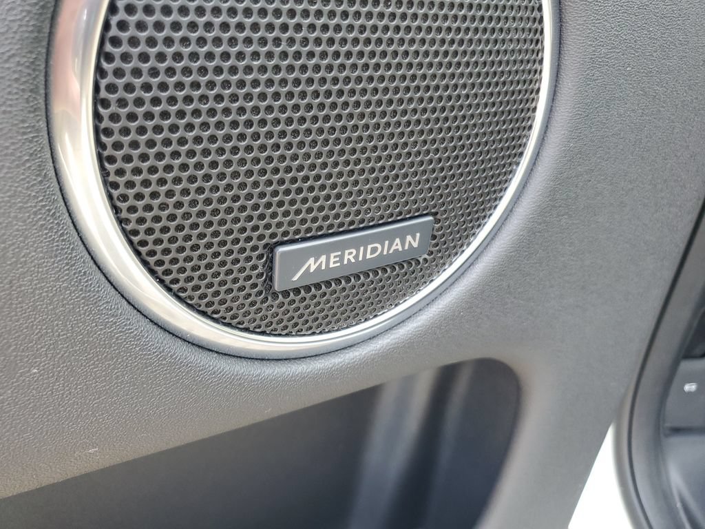 Used 2025 Land Rover Discovery Sport S AWD/4WD image 10