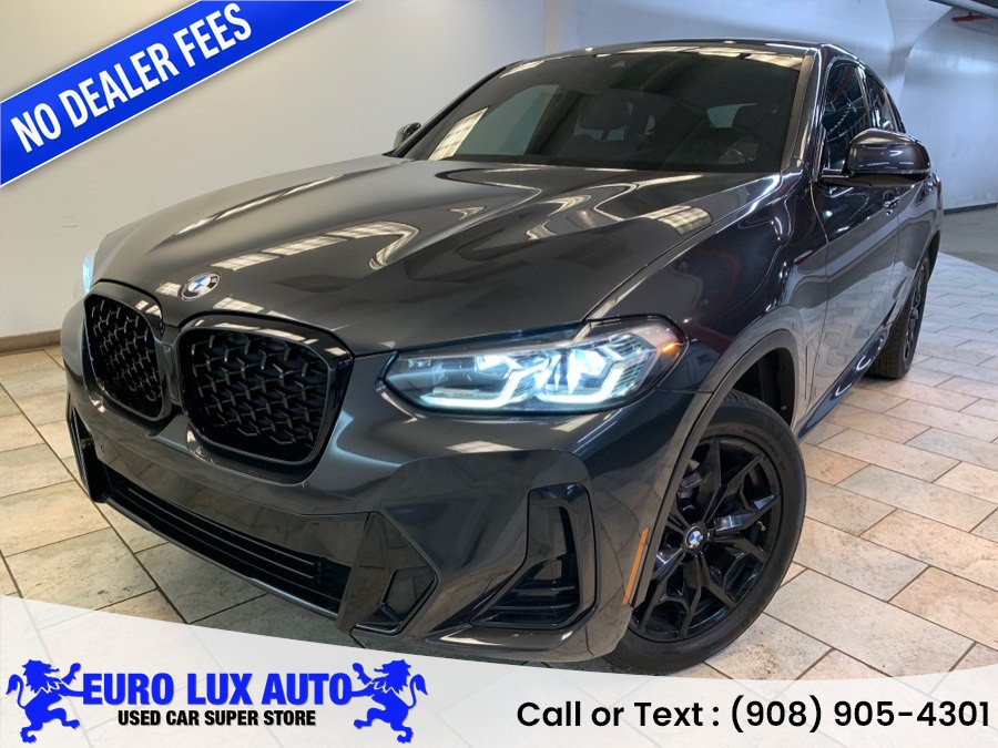 Used 2023 BMW X4 xDrive30i w/ M Sport Package AWD/4WD image 1