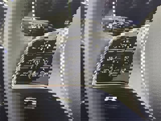 Certified 2025 Mercedes-Benz GLC 300 4MATIC image 47