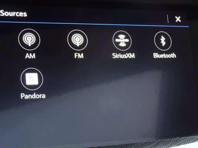 Used 2023 Buick Envision Essence w/ Sport Touring Package FWD image 32