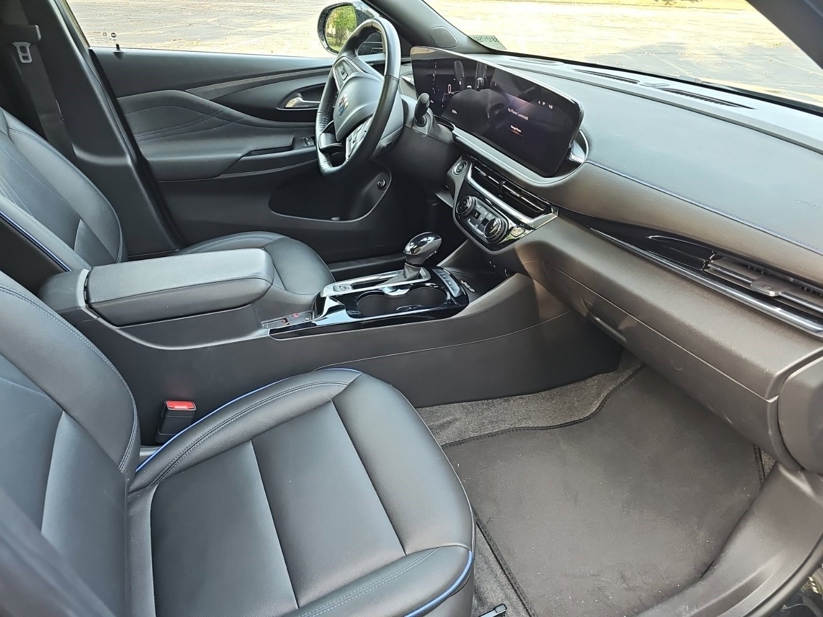 Used 2025 Buick Envista Sport Touring w/ Experience Buick Package FWD image 10