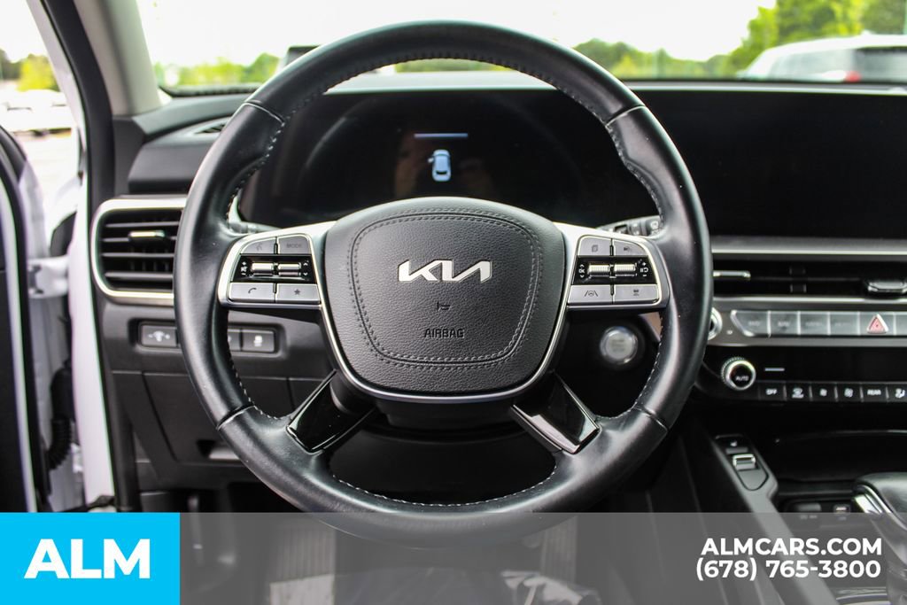 Used 2025 Kia Telluride S FWD image 28