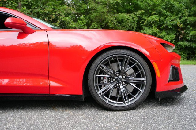 Used 2022 Chevrolet Camaro ZL1 RWD image 29