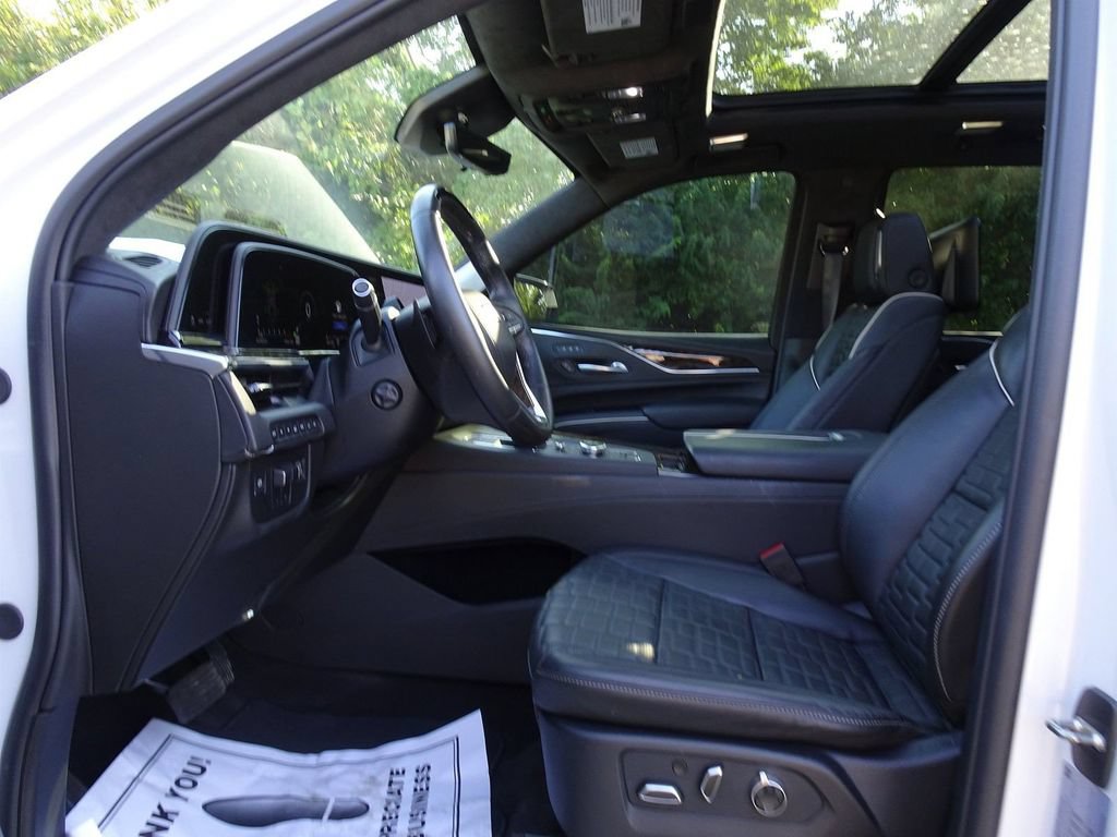 Certified 2024 Cadillac Escalade Sport Platinum AWD/4WD image 7