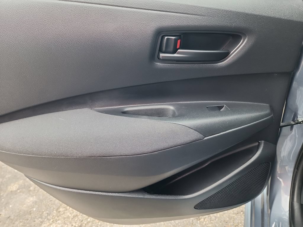Used 2023 Toyota Corolla LE FWD image 37