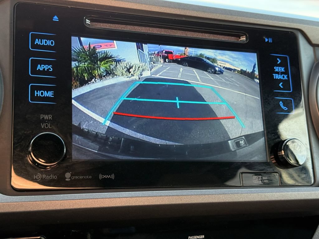 Used 2017 Toyota Tacoma TRD Sport w/ Tow Package AWD/4WD image 21