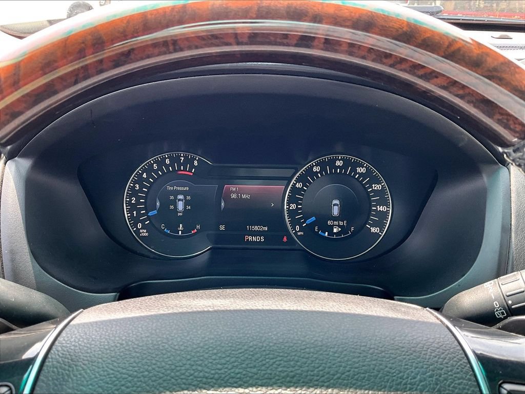 Used 2017 Ford Explorer Platinum AWD/4WD image 21