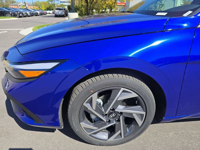 Certified 2025 Hyundai Elantra Sport FWD image 10