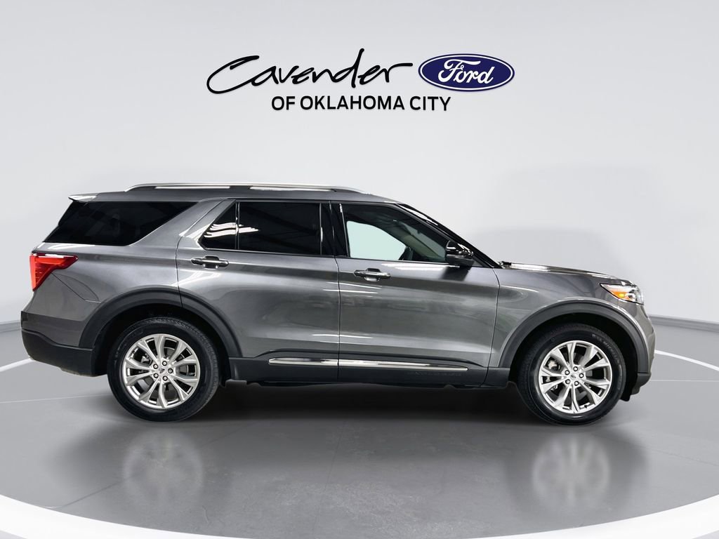 Used 2022 Ford Explorer Limited w/ Equipment Group 301A AWD/4WD image 9