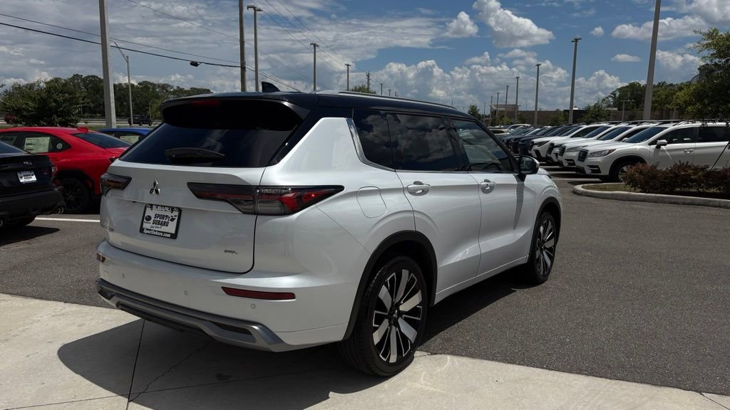 Used 2025 Mitsubishi Outlander SEL FWD image 5