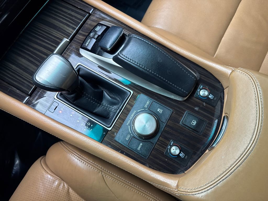 Used 2013 Lexus LS 460 L w/ Preferred Accessory Package image 65