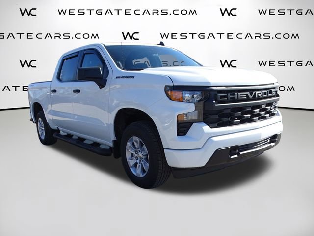 Used 2024 Chevrolet Silverado 1500 Custom w/ Turbomax Blackout Package image 4
