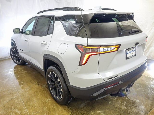 New 2026 Chevrolet Equinox RS w/ Convenience Package III image 7