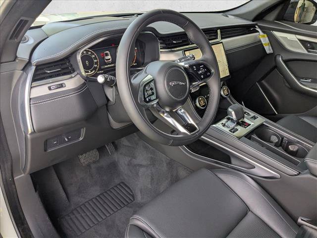 Certified 2026 Jaguar F-PACE R-Dynamic S AWD/4WD image 3