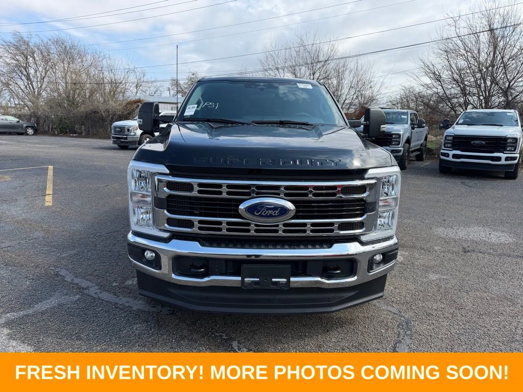 Used 2024 Ford F350 XLT video 2