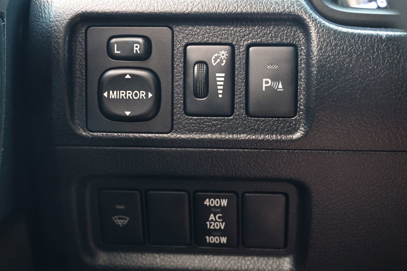 Used 2019 Toyota 4Runner Limited AWD/4WD image 25