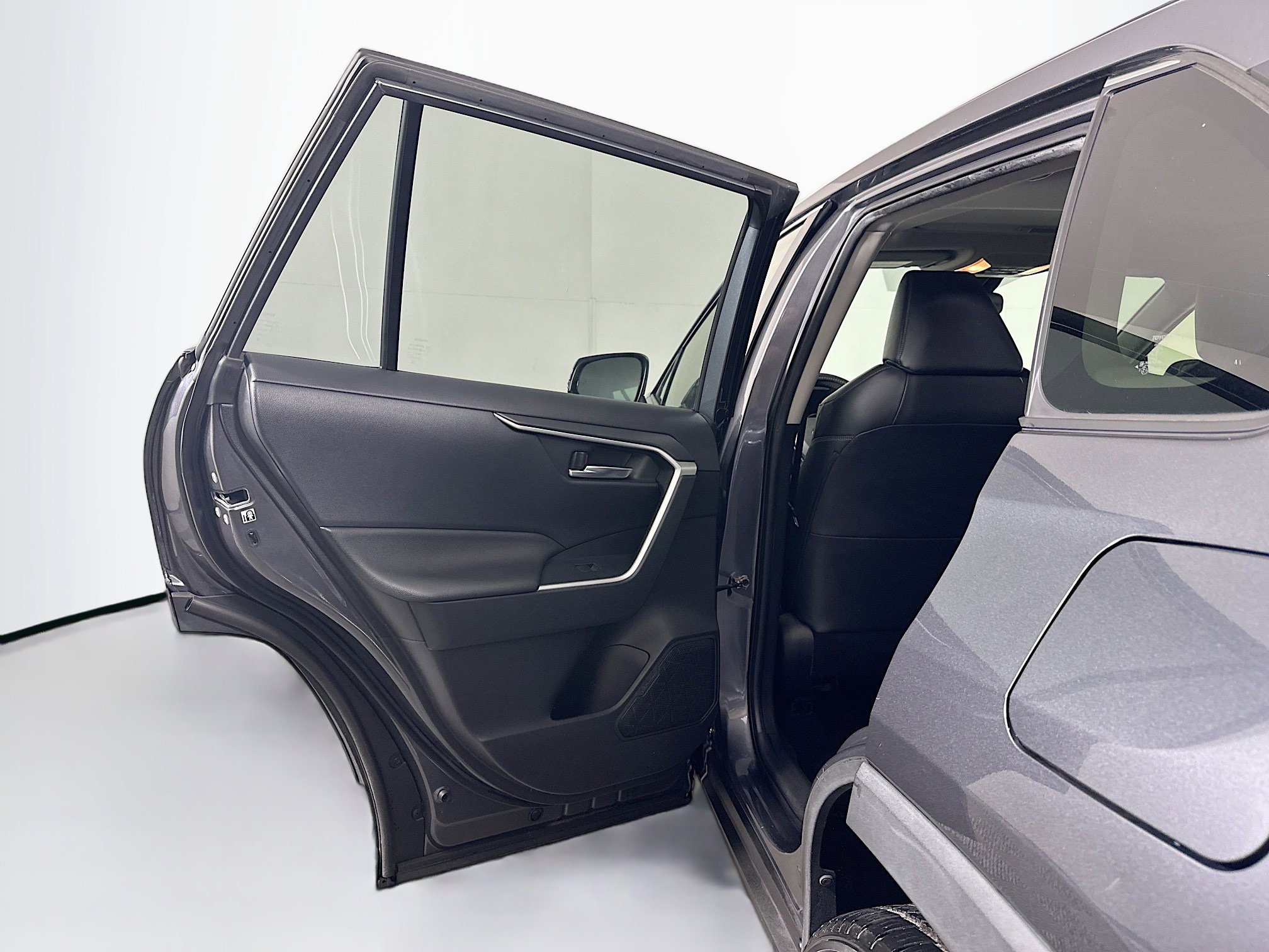 Used 2019 Toyota RAV4 XLE Premium w/ Cold Weather Package image 26