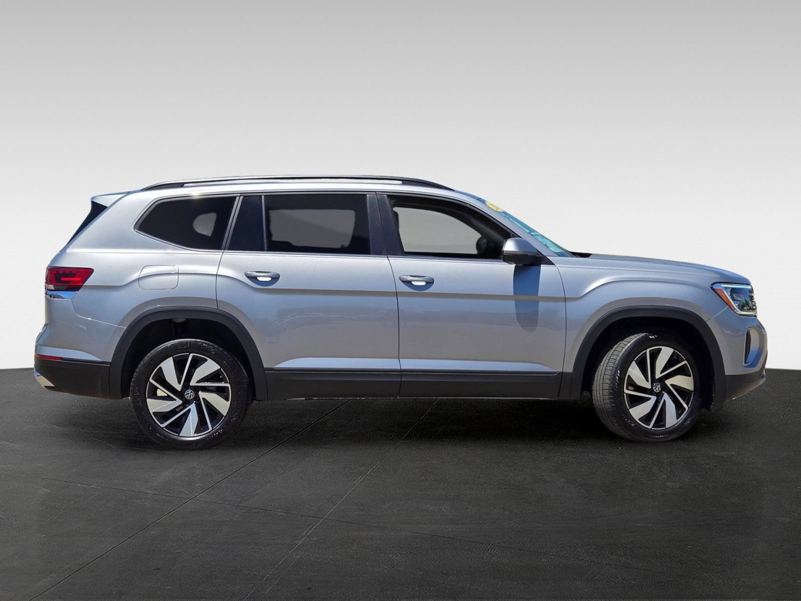 New 2026 Volkswagen Atlas SE AWD/4WD image 3