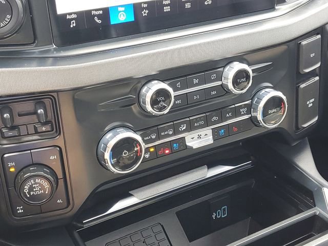 Certified 2023 Ford F250 Platinum w/ Tremor Off-Road Package AWD/4WD image 29