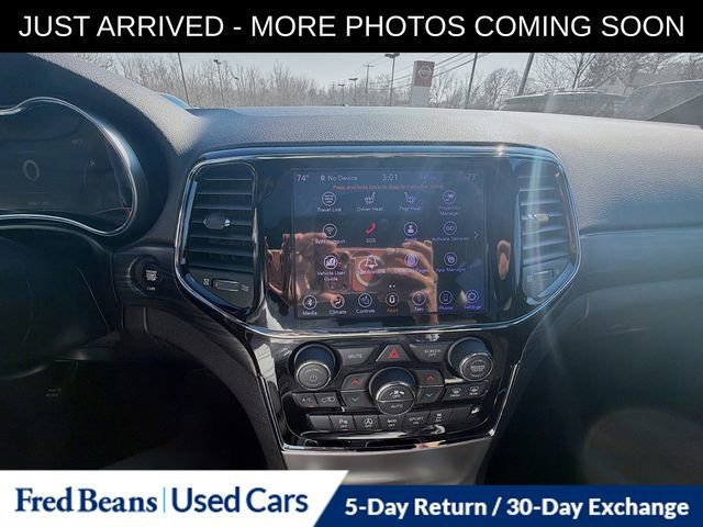 Used 2020 Jeep Grand Cherokee Altitude image 7