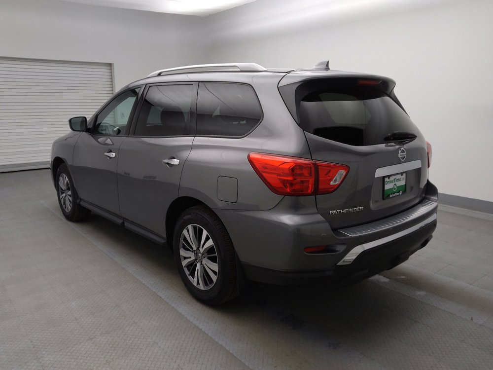 Used 2020 Nissan Pathfinder S image 5