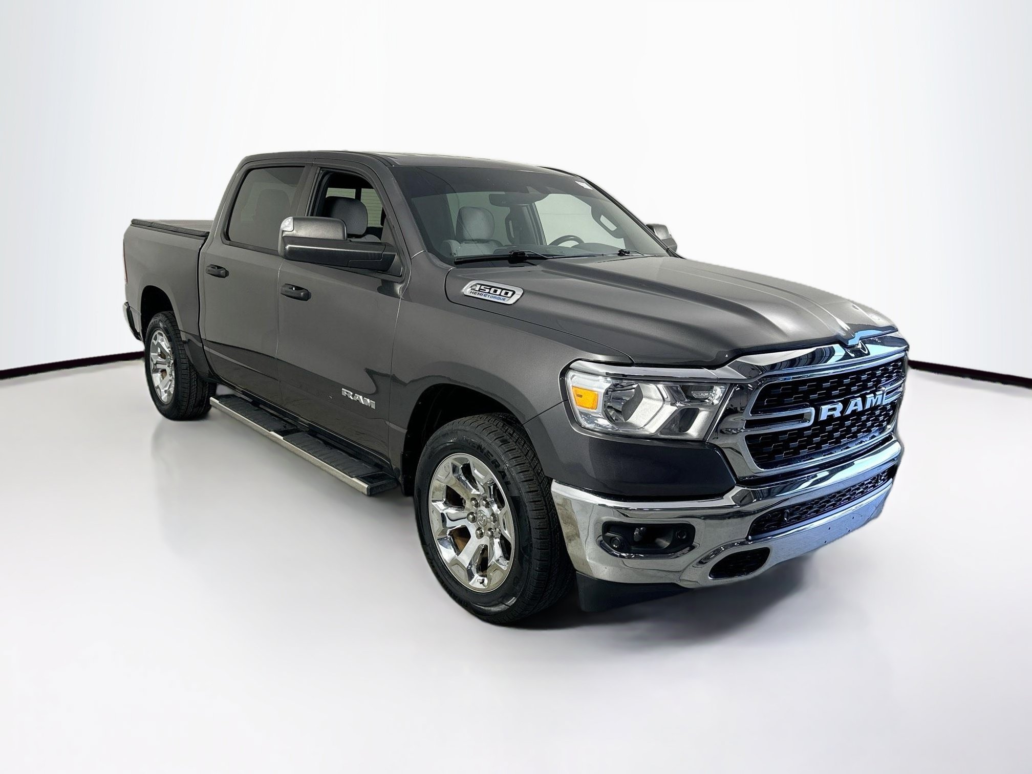 Used 2023 RAM 1500 Big Horn AWD/4WD image 3