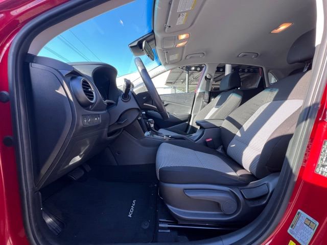 Used 2021 Hyundai Kona SEL w/ Cargo Package image 13
