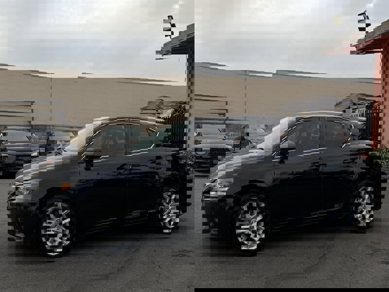 Used 2015 Lexus CT 200h image 12