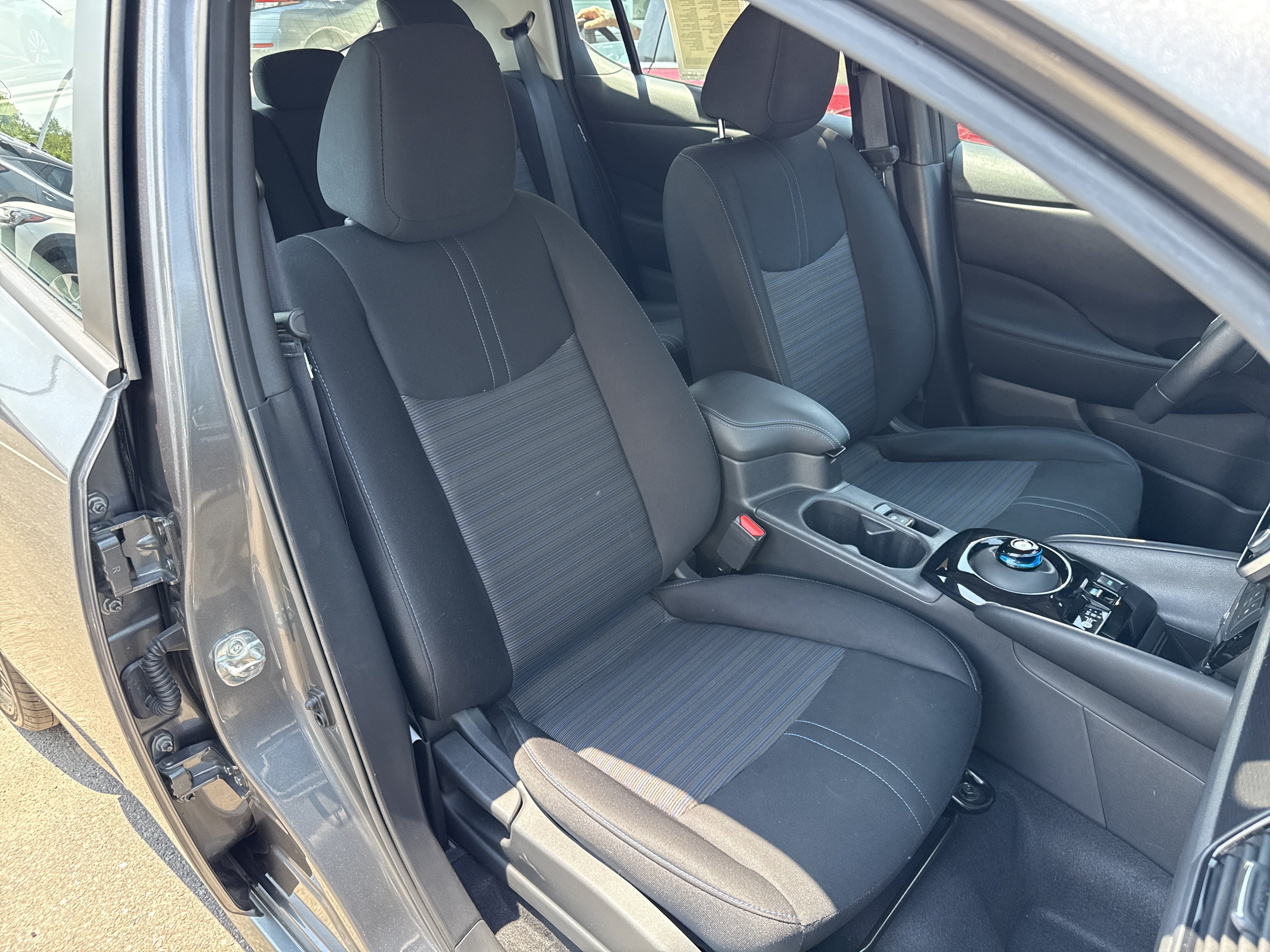 Certified 2024 Nissan Leaf SV Plus FWD image 17