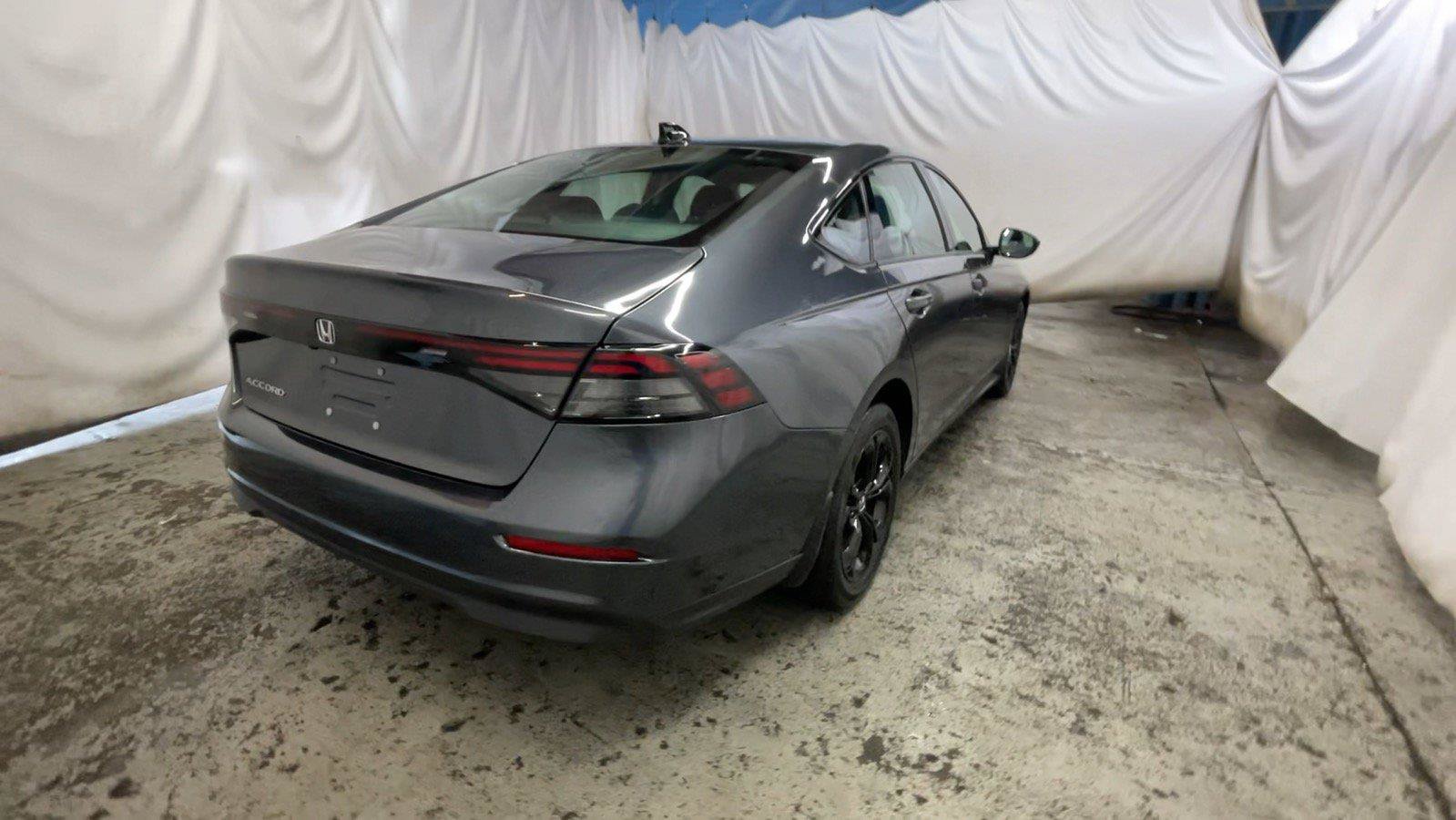Certified 2025 Honda Accord SE image 6
