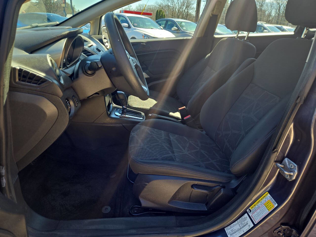 Used 2013 Ford Fiesta SE FWD image 14