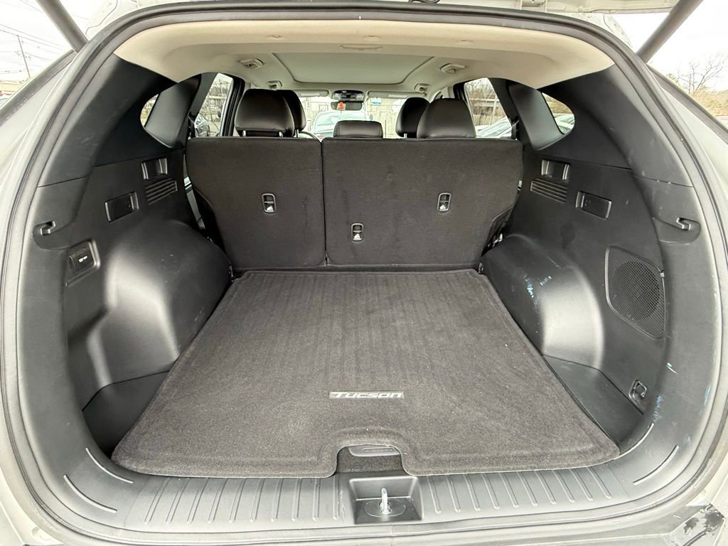 Used 2023 Hyundai Tucson Limited AWD/4WD image 12