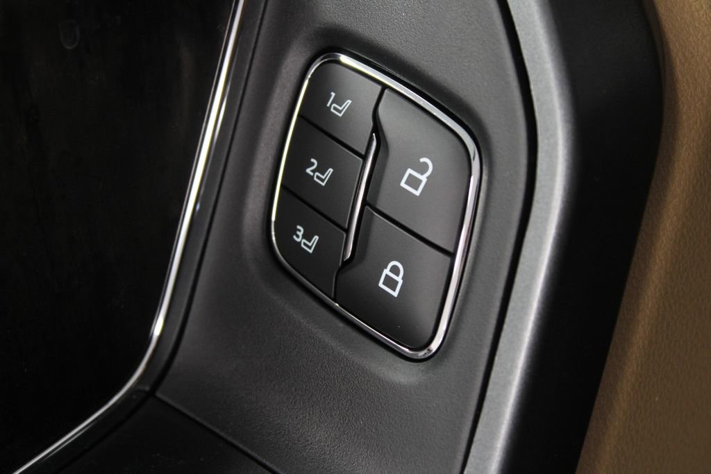 New 2026 Ford F250 Lariat w/ Chrome Package image 42