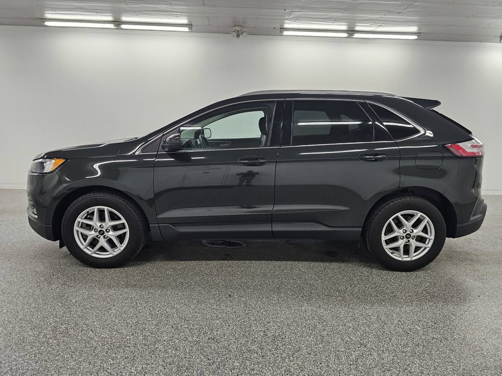 Used 2023 Ford Edge SEL w/ Convenience Package AWD/4WD image 7