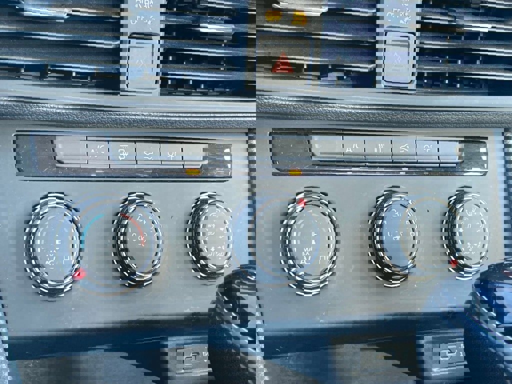 Used 2024 Volkswagen Jetta S image 22