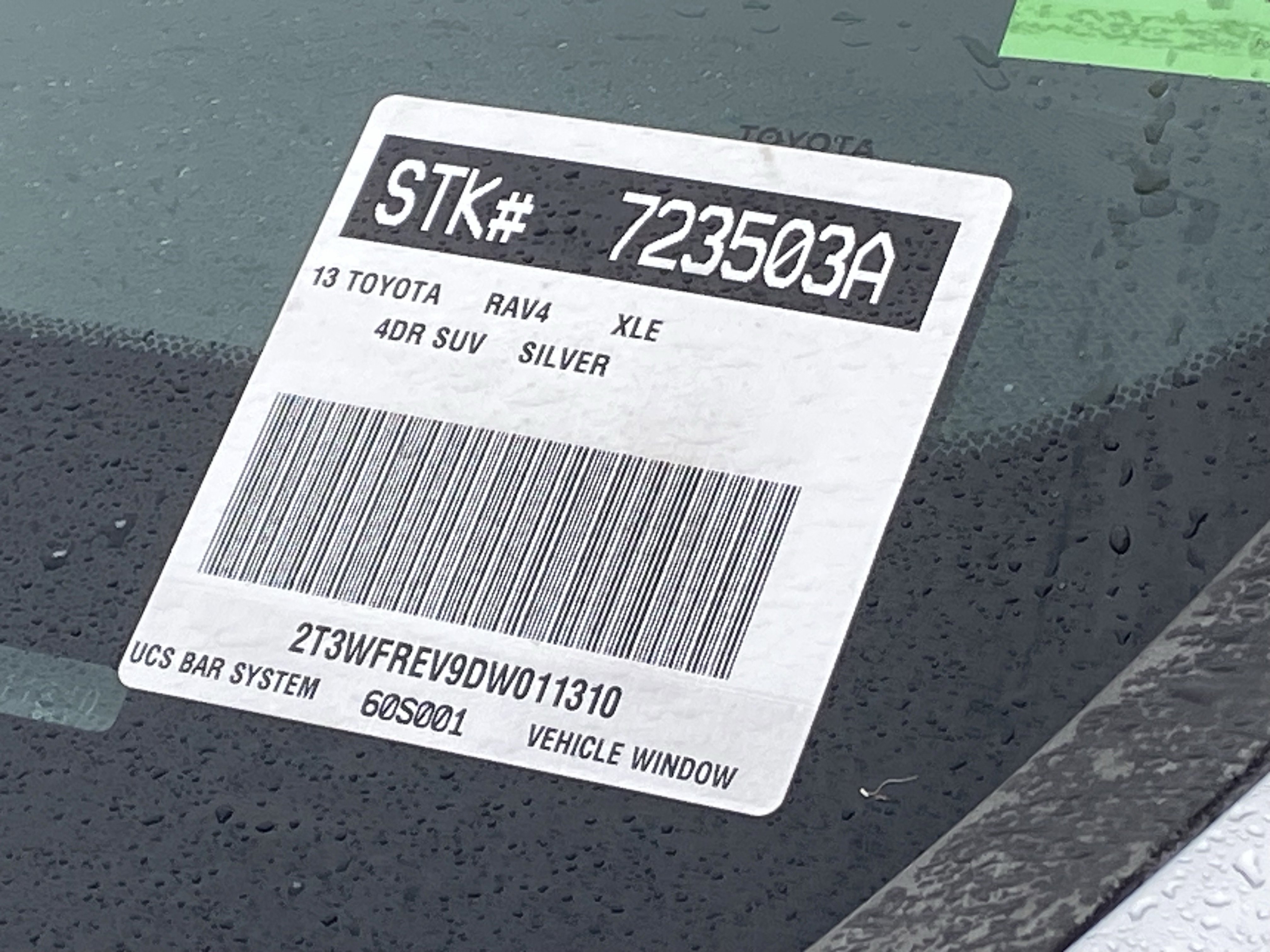 Used 2013 Toyota RAV4 XLE FWD image 10