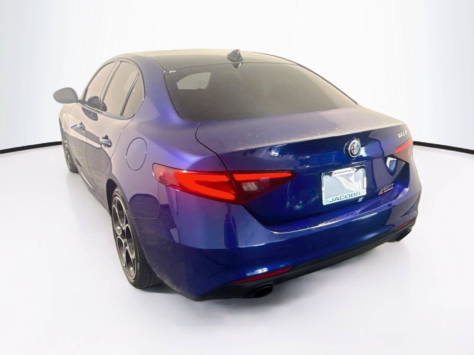 Used 2023 Alfa Romeo Giulia Ti w/ Active Assist Plus Package RWD image 3