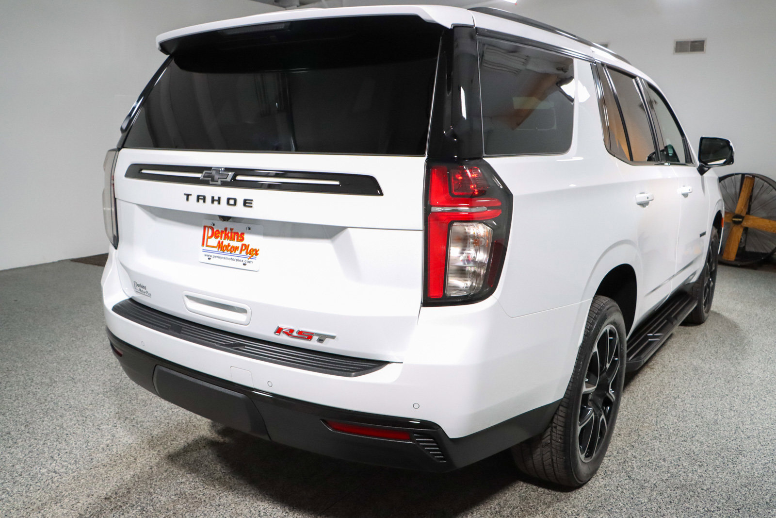 Used 2024 Chevrolet Tahoe RST w/ Luxury Package image 7