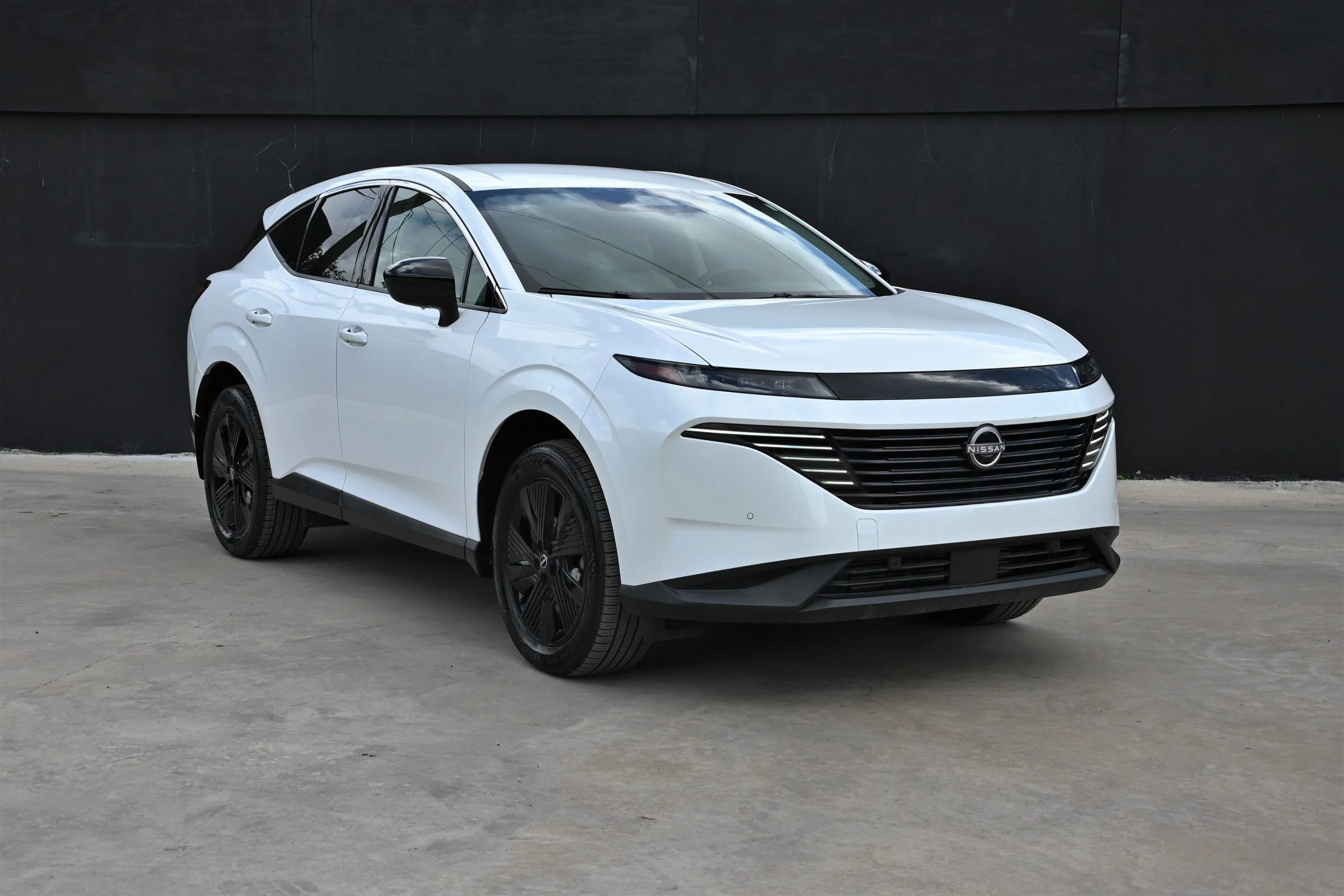 Used 2025 Nissan Murano SV FWD video 2