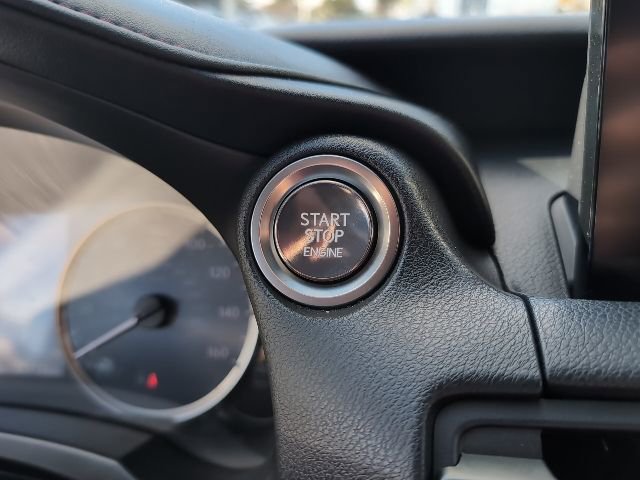 Used 2023 Lexus IS 300 w/ Comfort Package image 21
