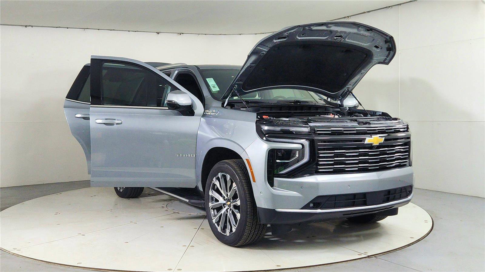 New 2026 Chevrolet Tahoe High Country w/ Sun And Tow Package image 9