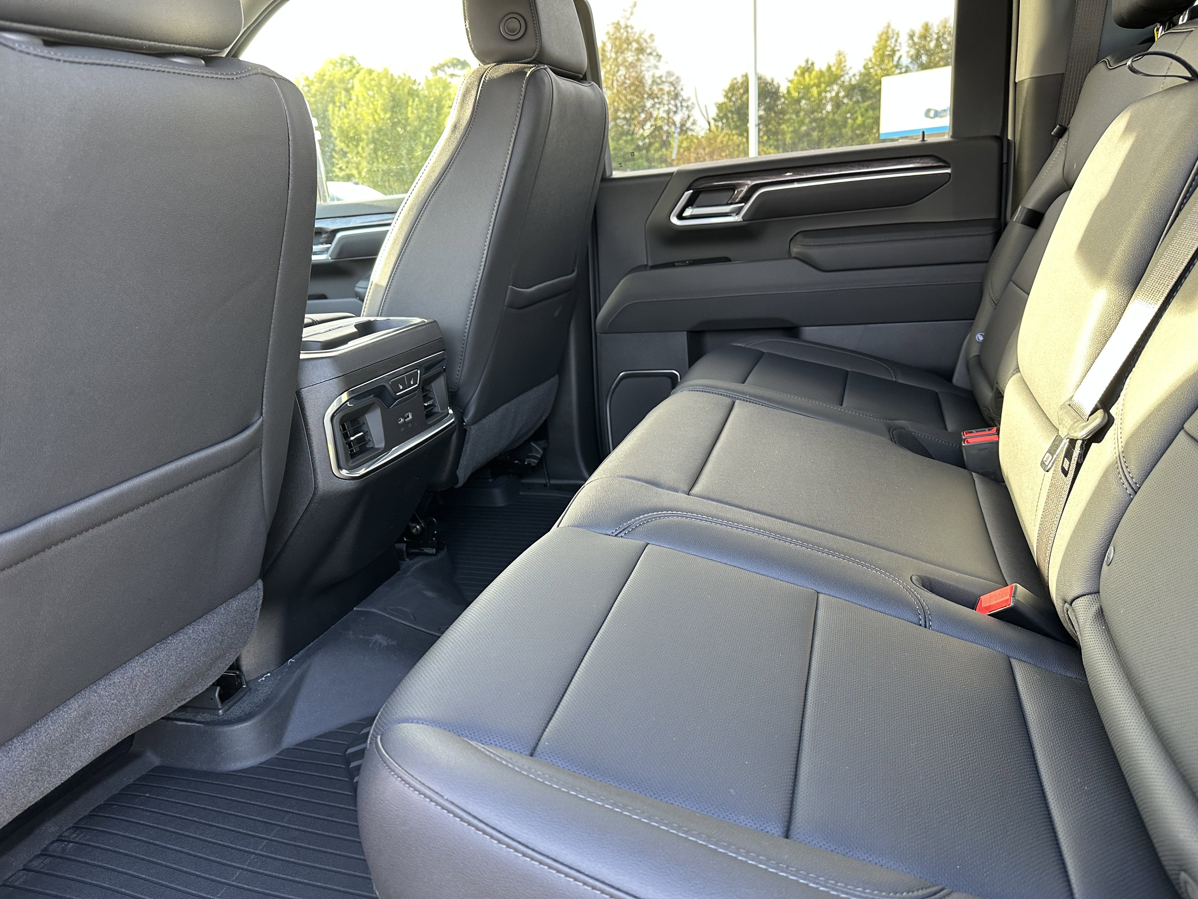 New 2026 Chevrolet Silverado 3500 LTZ w/ LTZ Plus Package image 13